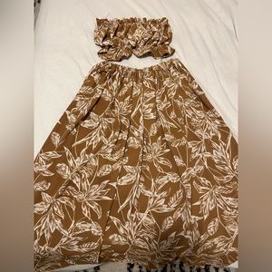 Maternity. Rust color floral print Aline skirt with bandeau.